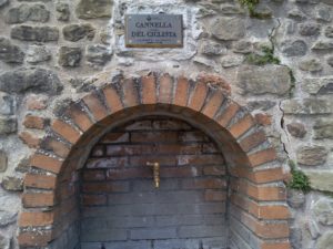 Cannella del ciclista a Tavoleto, di fronte a Il Poggetto